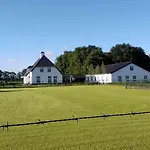 Holiday home Ut Witte *